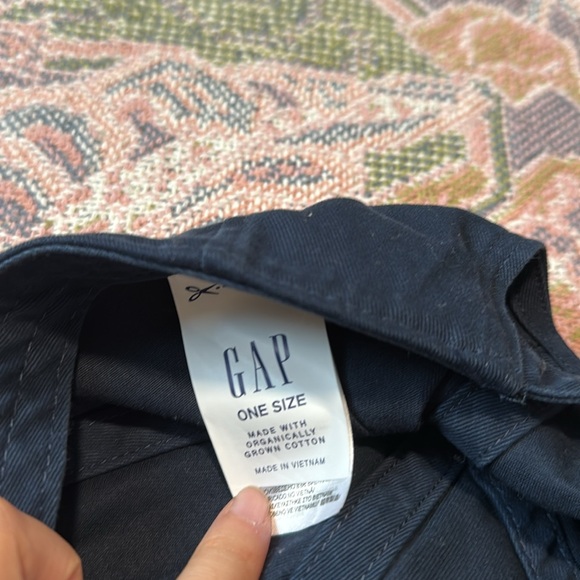 Caps - Picture 2 of 3